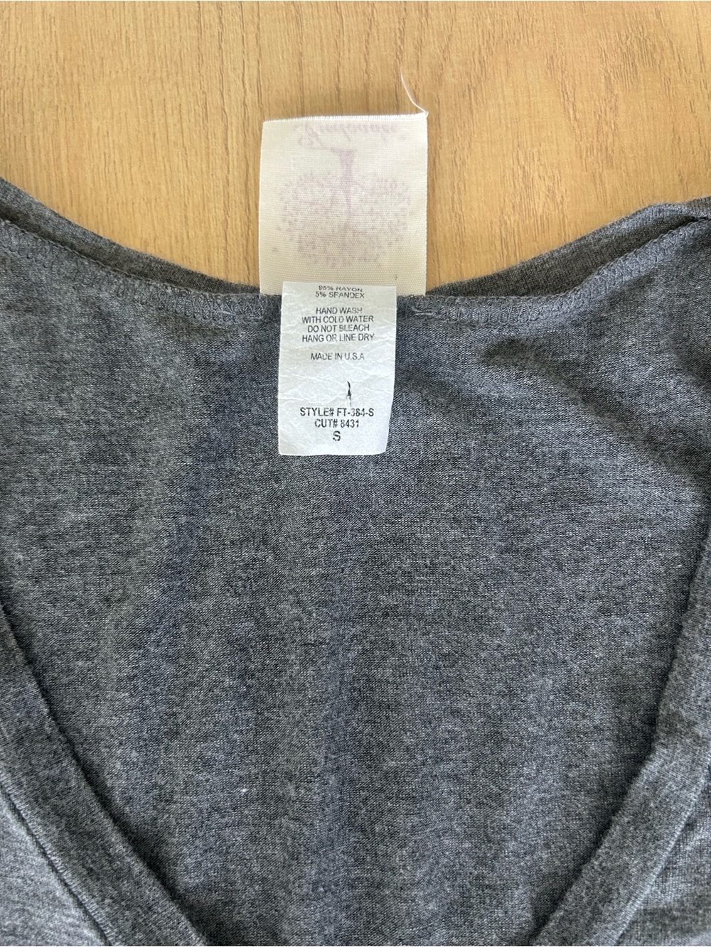 Freeloader Women's Dark Gray V-Neck Sleeveless Tunic Tank - Picture 4 of 5